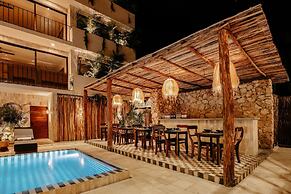 Majaro Apartments