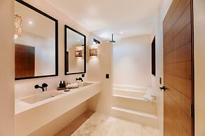 Majaro Apartments