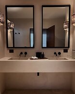 Majaro Apartments