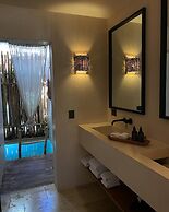 Majaro Apartments