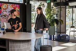 lyf Collingwood Melbourne