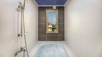 Jeju Basafan Spa Pension