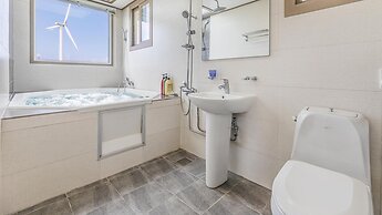 Jeju Basafan Spa Pension