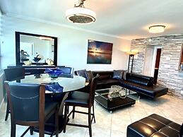 Direct ocean front condo Miami Beach