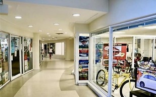 Direct ocean front condo Miami Beach