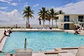 Direct ocean front condo Miami Beach