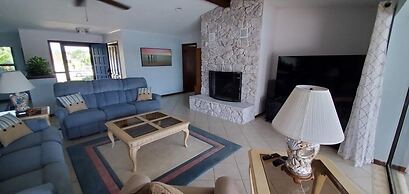 Dancin Dolphin 3 Bedroom Home by RedAwning