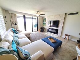 Sand Dollar 101 3 Bedroom Condo by RedAwning