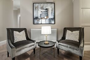 Luxury Georgian City Retreat - Hot Tub - Patio