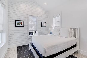 Blue Magnolia 217 LAK