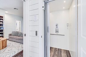 The Rendezvous 310 GR