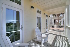 Hook, Wine & Sinker 133 SE