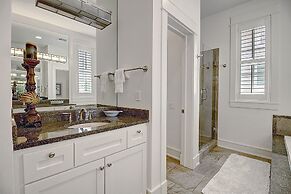 Hook, Wine & Sinker 133 SE