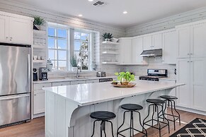 One Particular Harbor 119 FI