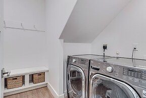 One Particular Harbor 119 FI