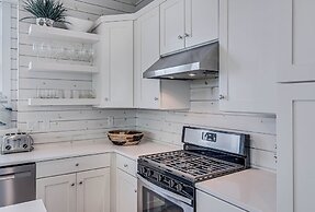 One Particular Harbor 119 FI