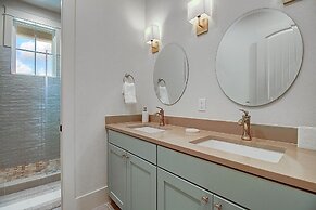 Sandy Feet Retreat TC 9106