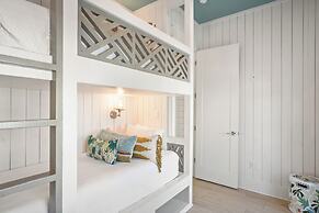 The Violet Palm 220 LAU