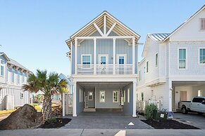 The Violet Palm 220 LAU