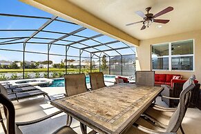 Lake Breeze 6 Bedrooms