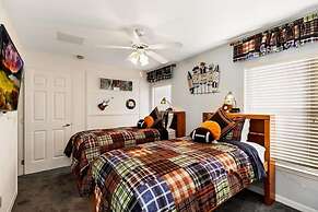 Lakeside Landing 6 Bedrooms