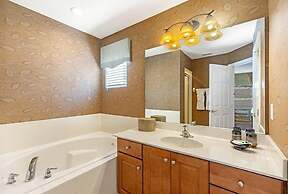 Lakeside Landing 6 Bedrooms