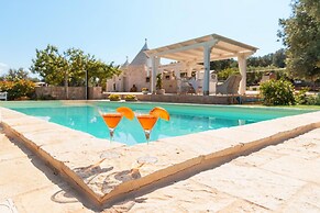 Trullo Mil With Private Pool by Apuliarentals