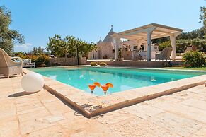 Trullo Mil With Private Pool by Apuliarentals