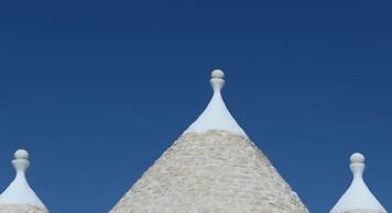 Trullo Mil With Private Pool by Apuliarentals