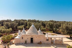 Trullo Mil With Private Pool by Apuliarentals