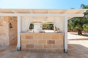 Trullo Mil With Private Pool by Apuliarentals