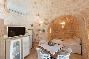 Trullo Mil With Private Pool by Apuliarentals