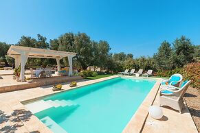 Trullo Mil With Private Pool by Apuliarentals