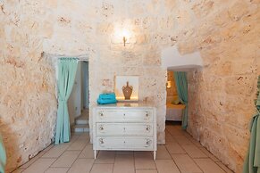 Fantastic Trulli Olea With Pool Garden