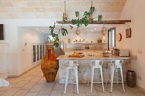 Fantastic Trulli Olea With Pool Garden