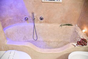 Luxury Trulli Terrarossa With Pool