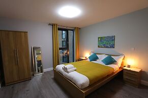 SS- Penthouse Lux Suite