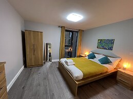 SS- Penthouse Lux Suite