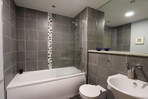 SS- Penthouse Lux Suite