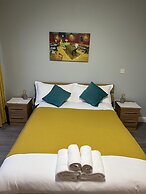 SS- Penthouse Lux Suite