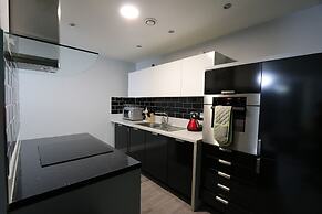 SS- Penthouse Lux Suite