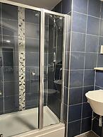 SS- Penthouse Lux Suite