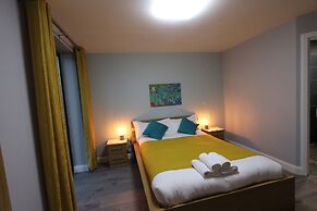 SS- Penthouse Lux Suite