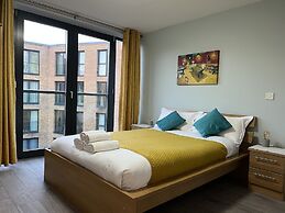 SS- Penthouse Lux Suite