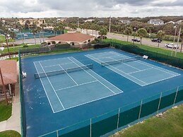 Ocean & Racquet by Distinctive Beach Rentals