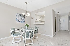 Ocean & Racquet by Distinctive Beach Rentals