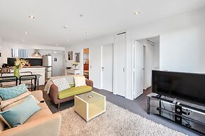 Spacious 2BR CBD Apartment Balcony