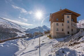 Fiocco Di Neve Ski in- Ski out Mt.10