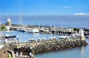 Royal Marina Suites Boutique Hotel