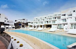 Royal Marina Suites Boutique Hotel